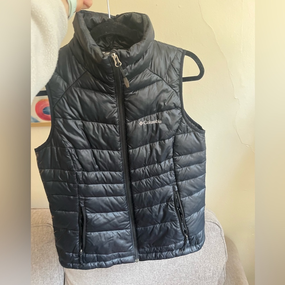 Columbia vest size M